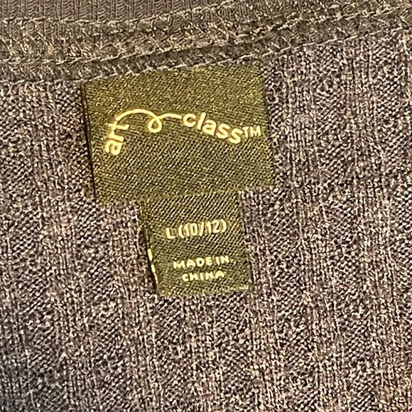 Art Class Blue Long-Sleeve Ribbed Knit Crew Neck Girls Top - Picture 7 of 9